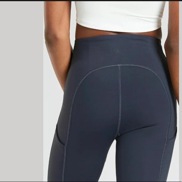 ATHLETA Ultimate Stash Pocket Capri Navy NWT - Picture 2 of 3